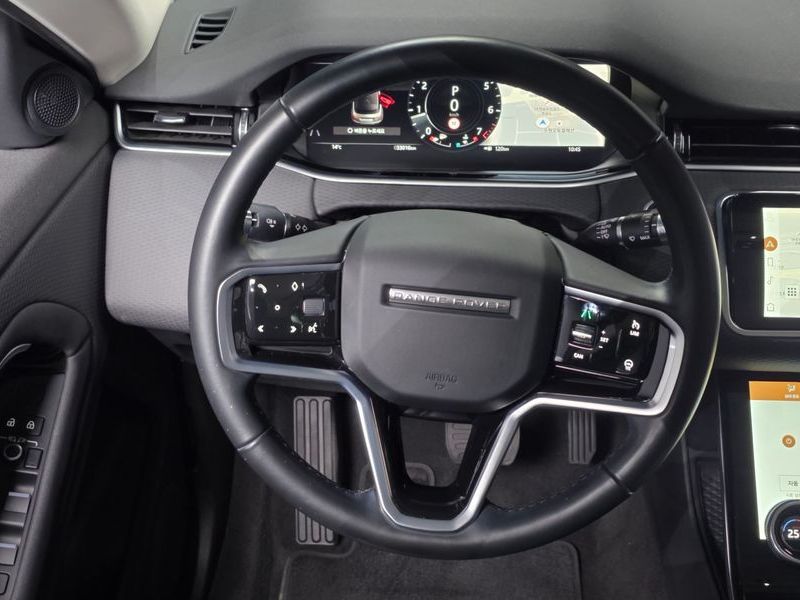 2021 Land Rover Range Rover Evoque P250 S photo 13