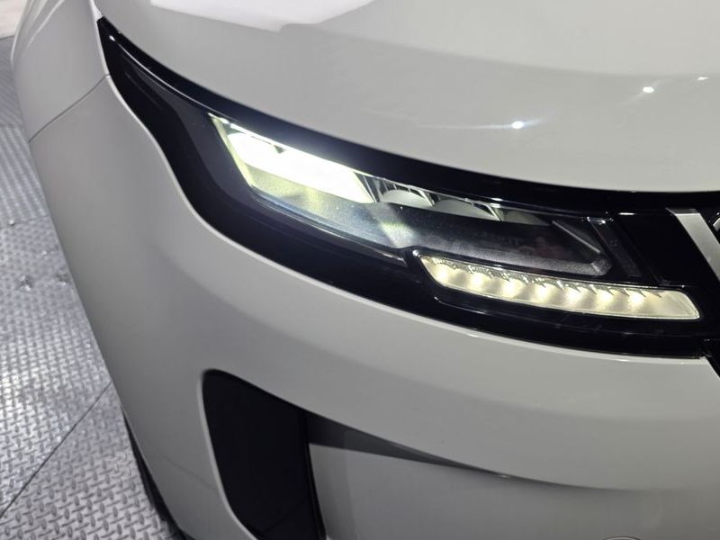 2021 Land Rover Range Rover Evoque P250 S photo 22
