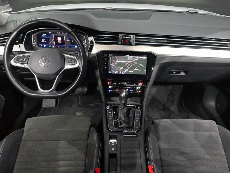 2021 Volkswagen Passat 2.0 TDI Premium photo 7