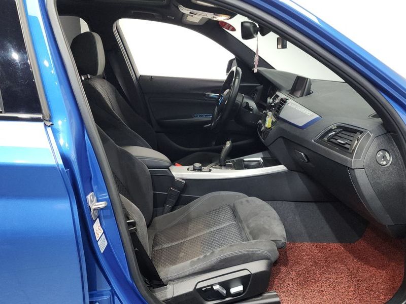 2018 BMW 1시리즈 118d M Sport Shadow 5 Door photo 11