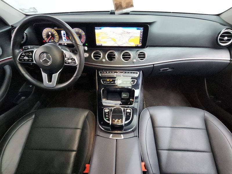 2020 Mercedes-Benz E-Class E300 Avantgarde photo 7