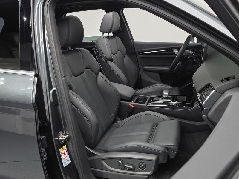 2021 Audi Q5 45 TFSI Quattro Premium photo 10