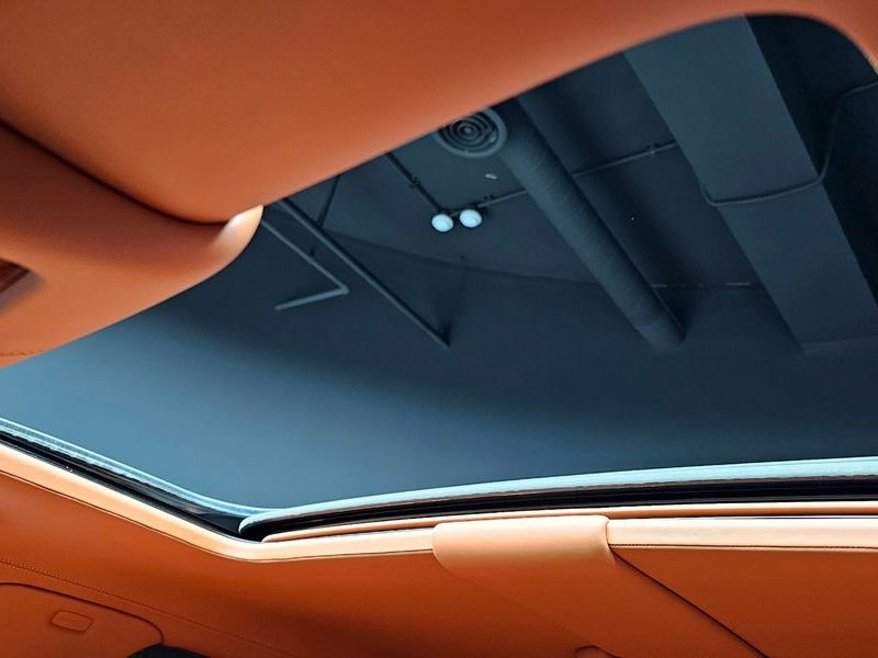 2017 Bentley Flying Spur 4.0 photo 16