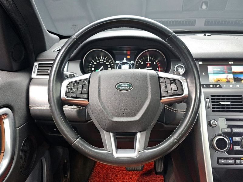 2017 Land Rover Discovery Sport 2.0 TD4 HSE Luxury photo 12