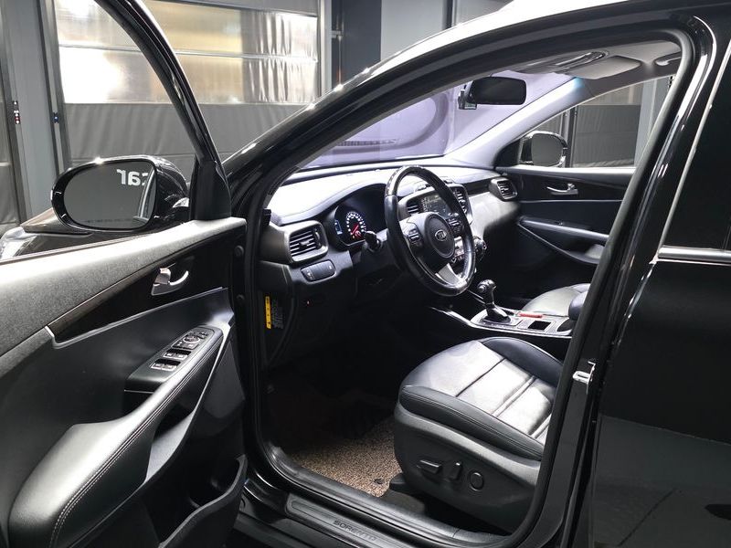 2016 Kia Sorento Diesel 2.0 2WD Prestige photo 10