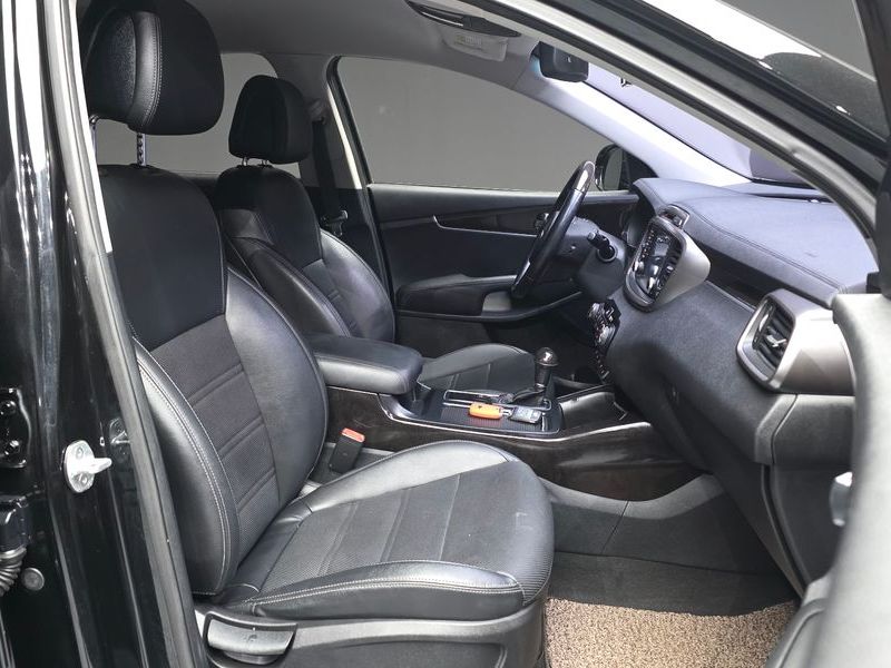 2016 Kia Sorento Diesel 2.0 2WD Prestige photo 11