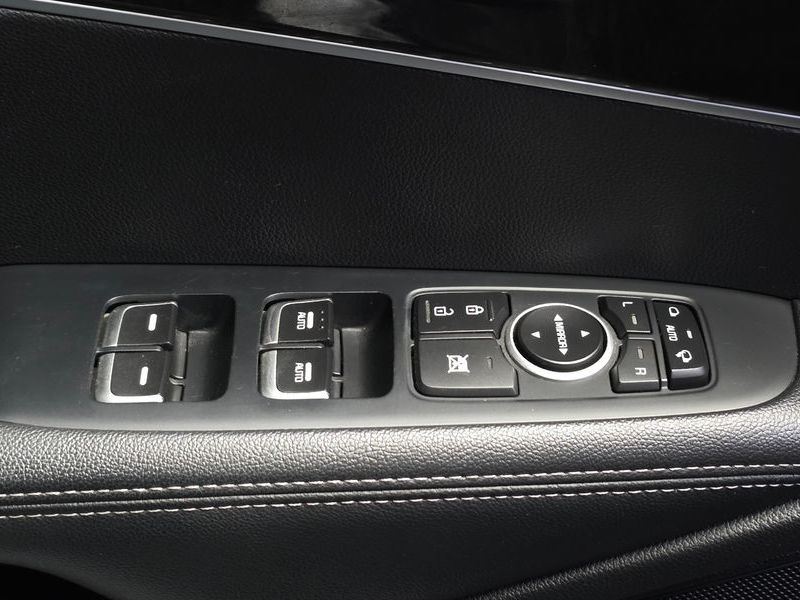 2016 Kia Sorento Diesel 2.0 2WD Prestige photo 18