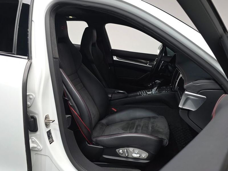 2016 Porsche Panamera 4.8 GTS 970 photo 10