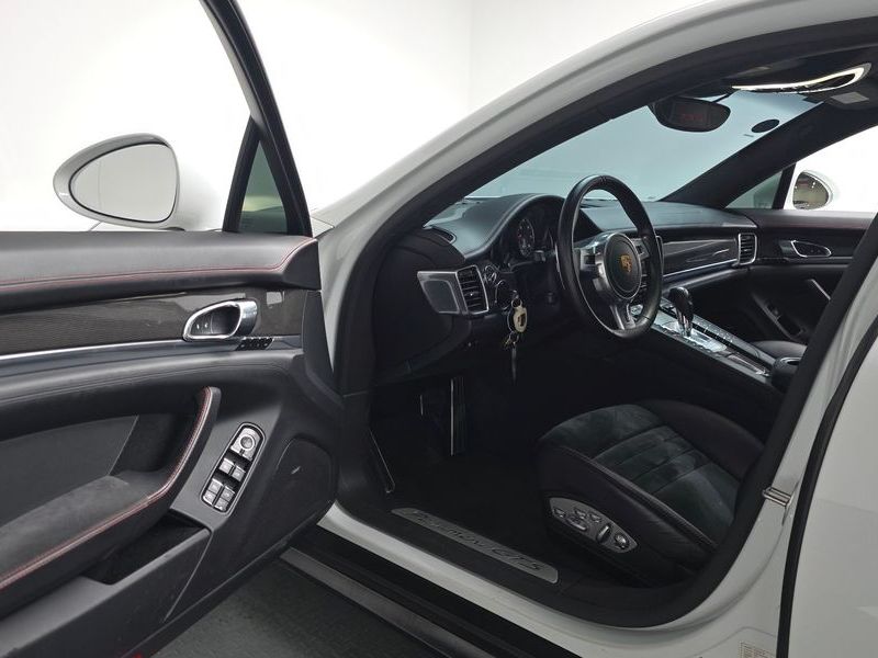 2016 Porsche Panamera 4.8 GTS 970 photo 11