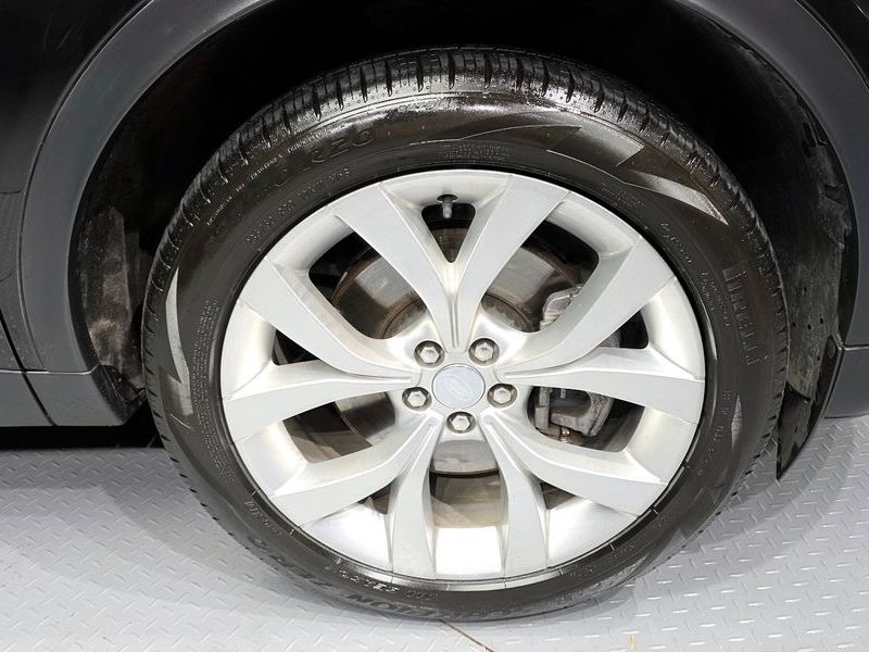 2022 Land Rover Discovery Sport P250 SE photo 21
