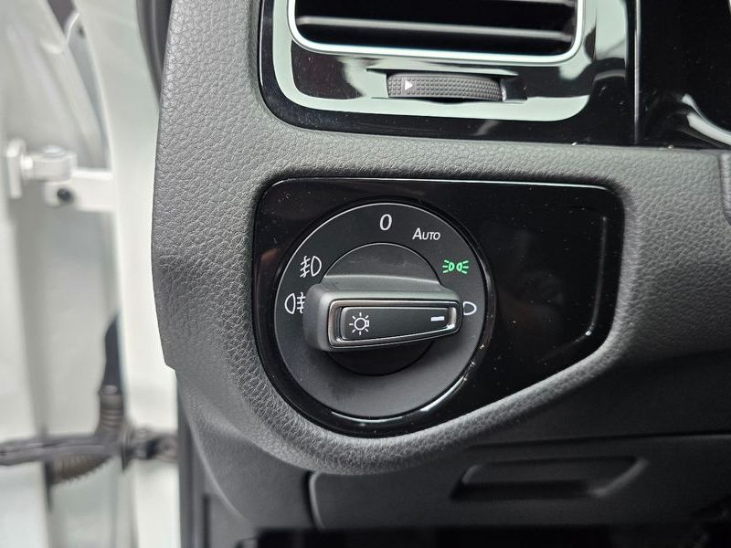 2016 Volkswagen Golf 1.4 TSI photo 13