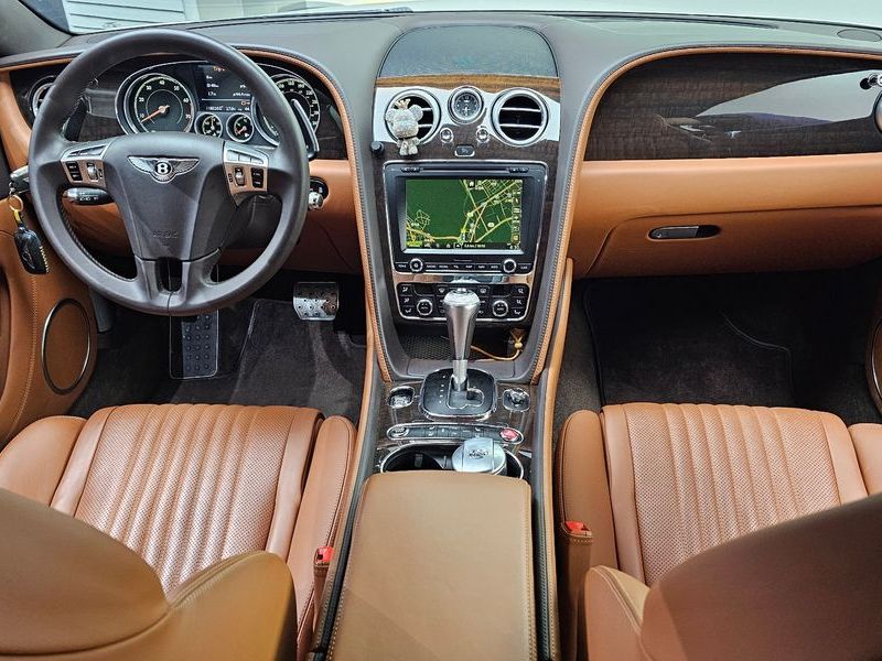 2016 Bentley Continental GT 4.0 GT photo 7