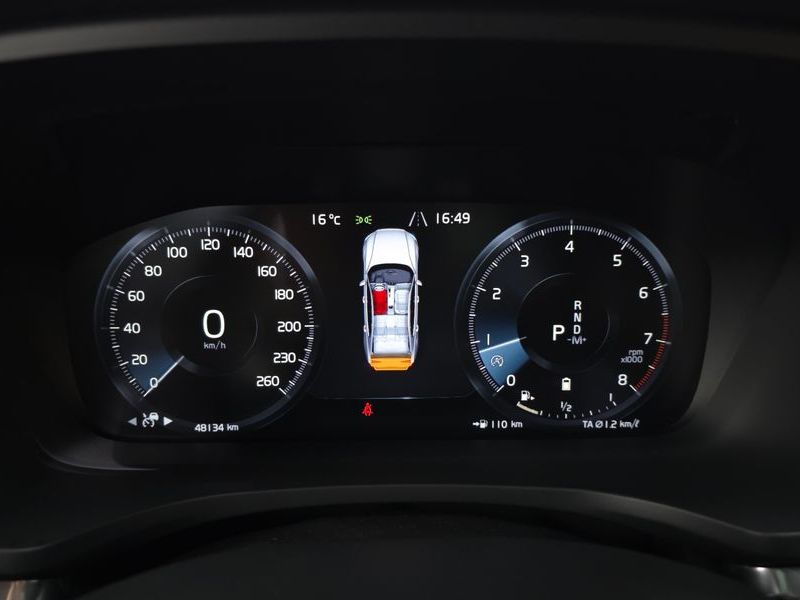 2022 Volvo S60 B5 Inscription photo 8