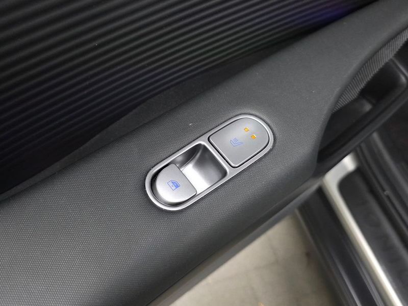 2023 Hyundai Ioniq 6 Long Range AWD Exclusive + photo 18