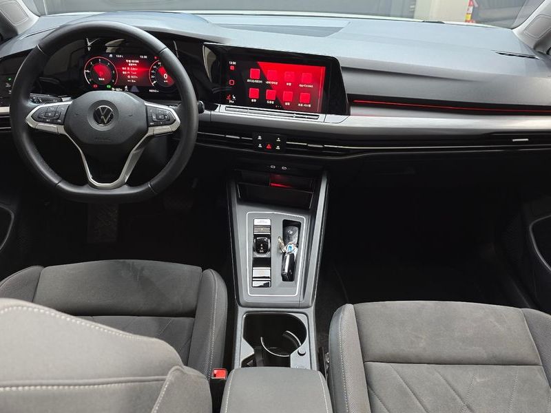2022 Volkswagen Golf 2.0 TDI Prestige photo 7