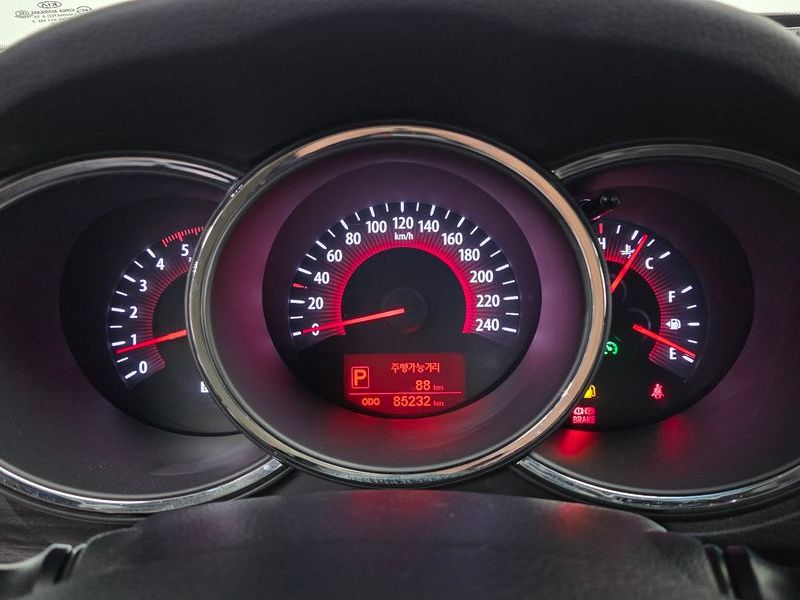 2012 Kia Sorento Diesel 2.0 2WD TLX High-Deluxe photo 8