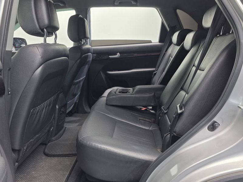 2012 Kia Sorento Diesel 2.0 2WD TLX High-Deluxe photo 26