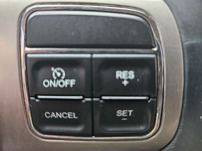 2012 Jeep Grand Cherokee 3.0 Diesel Laredo WK2 photo 13
