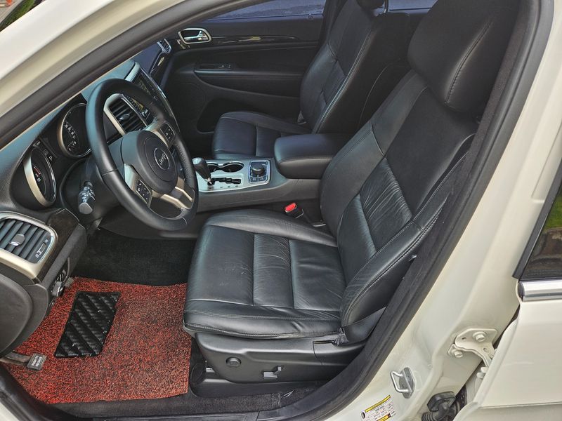 2012 Jeep Grand Cherokee 3.0 Diesel Laredo WK2 photo 15