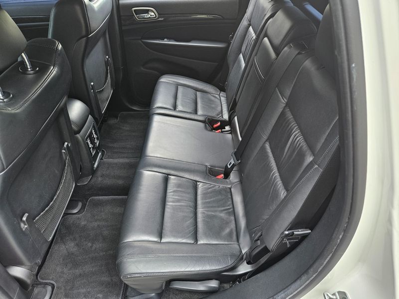 2012 Jeep Grand Cherokee 3.0 Diesel Laredo WK2 photo 16
