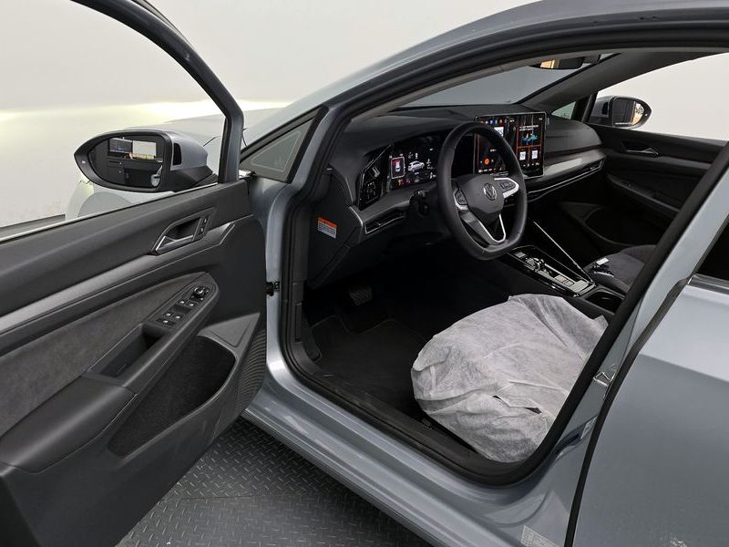 2026 Volkswagen Golf 2.0 TDI Prestige photo 10