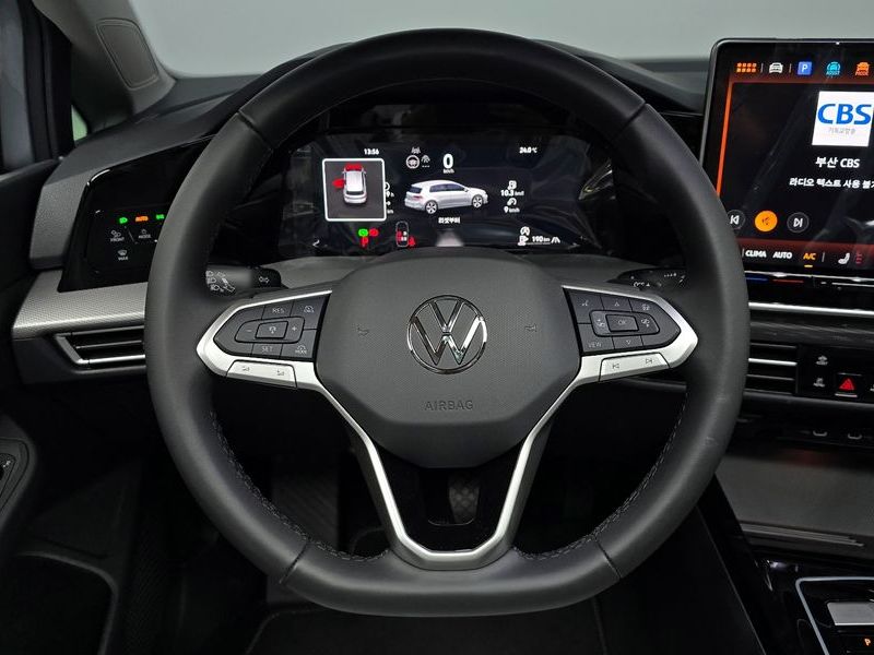2026 Volkswagen Golf 2.0 TDI Prestige photo 13