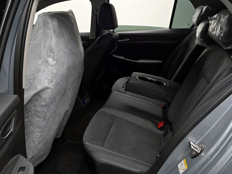 2026 Volkswagen Golf 2.0 TDI Prestige photo 26