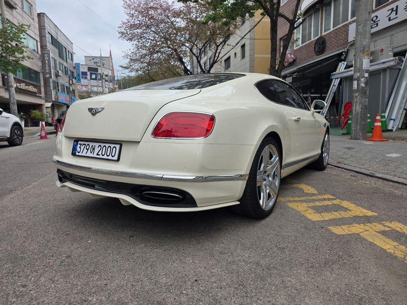 2013 Bentley Continental GT 6.0 GT photo 14