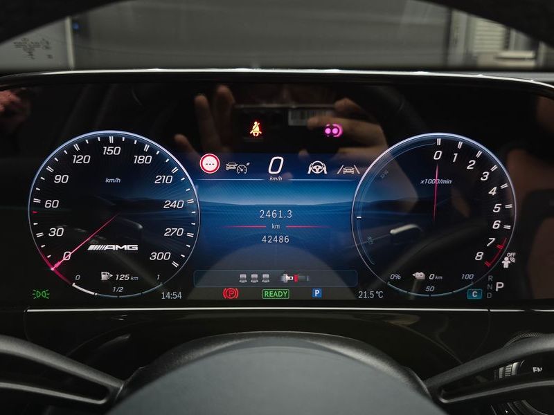 2025 Mercedes-Benz E-Class AMG E53e 4MATIC+ photo 8
