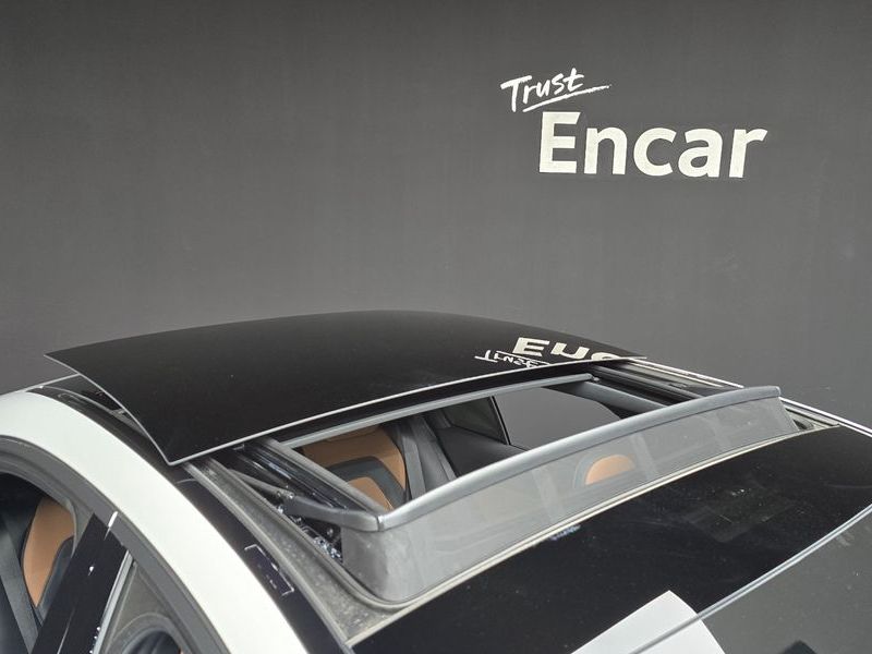 2025 Mercedes-Benz E-Class AMG E53e 4MATIC+ photo 20
