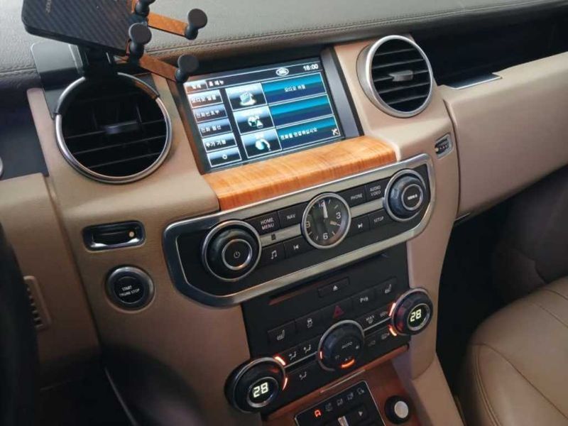 2013 Land Rover Discovery 3.0 SDV6 SE photo 13