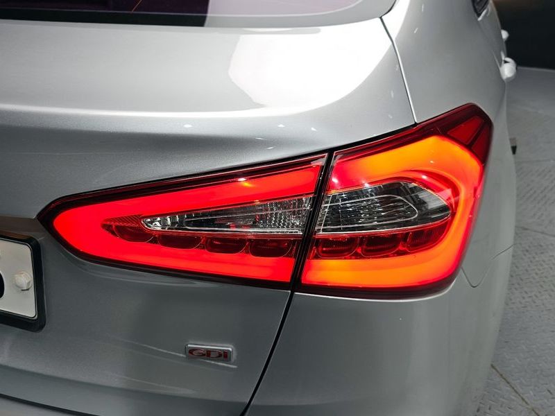 2013 Kia K3 Trendy photo 23