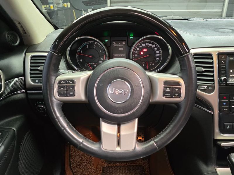 2013 Jeep Grand Cherokee 3.0 Diesel Overland WK2 photo 13