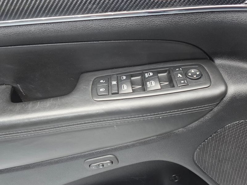 2013 Jeep Grand Cherokee 3.0 Diesel Overland WK2 photo 17