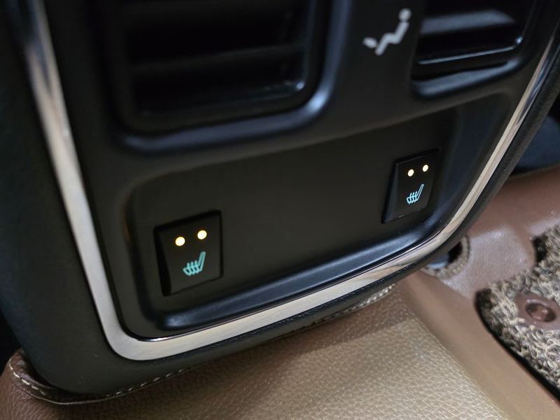 2013 Jeep Grand Cherokee 3.0 Diesel Overland WK2 photo 18