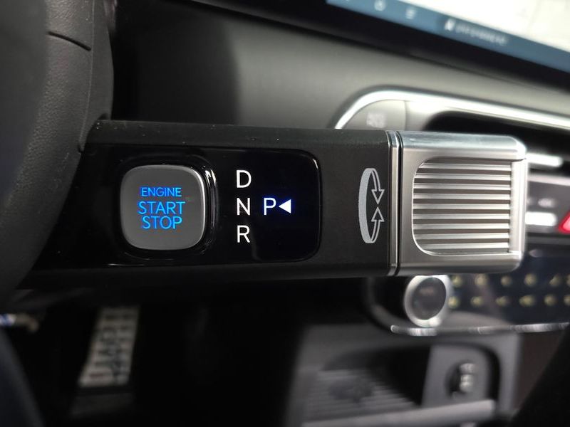 2025 Hyundai Palisade Gasoline 2.5T 4WD 9-Seater Calligraphy photo 9