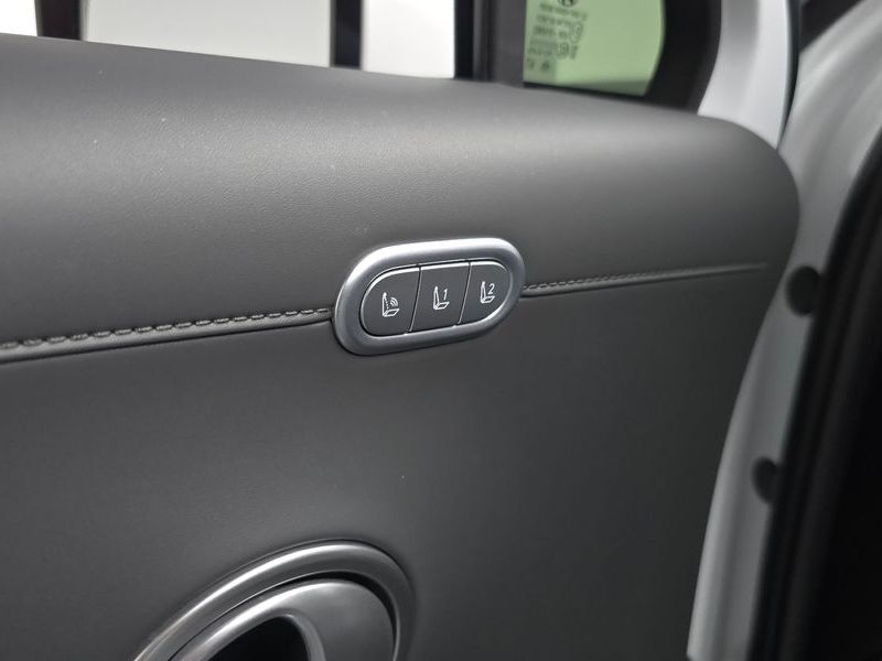 2025 Hyundai Palisade Gasoline 2.5T 4WD 9-Seater Calligraphy photo 29