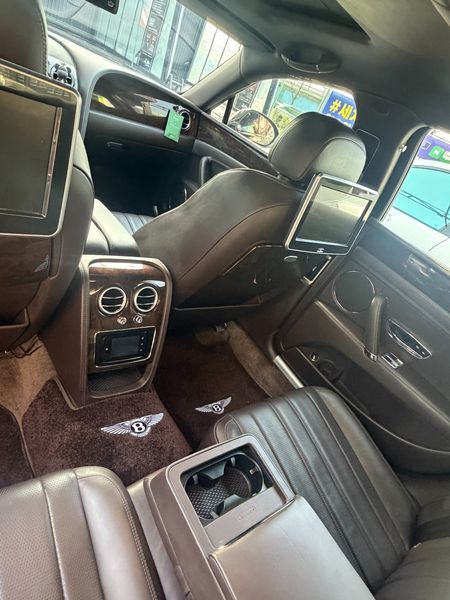 2014 Bentley Flying Spur 6.0 photo 8