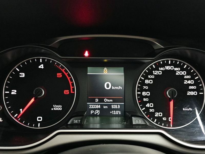 2014 Audi A4 2.0 TDI Quattro Dynamic B8 photo 8