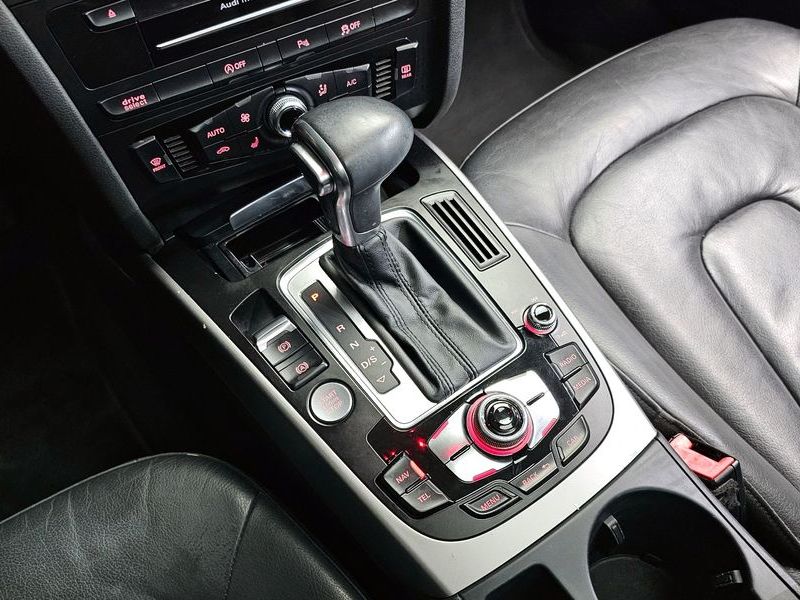 2014 Audi A4 2.0 TDI Quattro Dynamic B8 photo 9