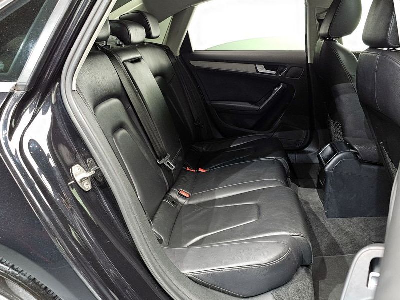 2014 Audi A4 2.0 TDI Quattro Dynamic B8 photo 12