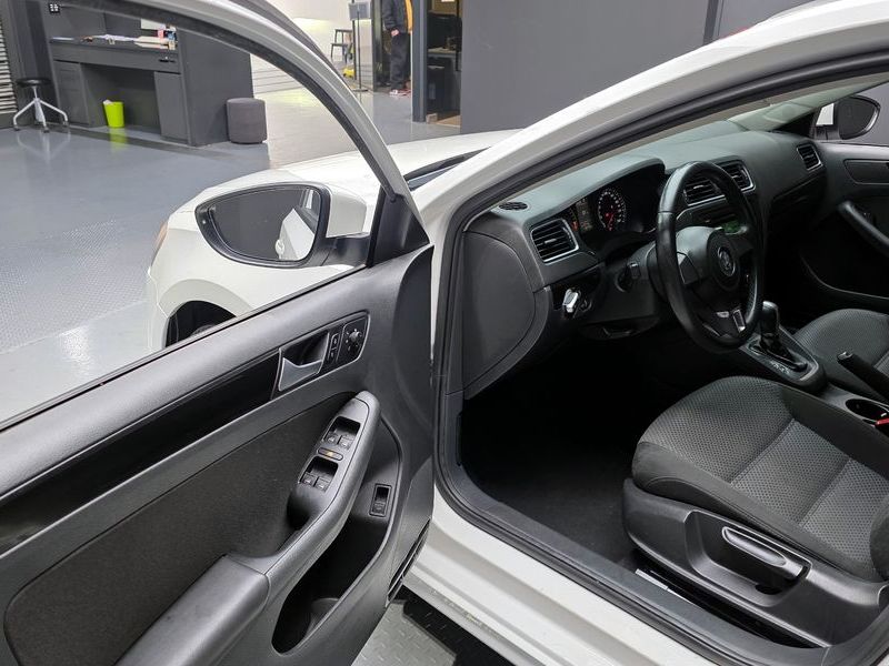 2014 Volkswagen Jetta 1.6 TDI Blue Motion 6th photo 11