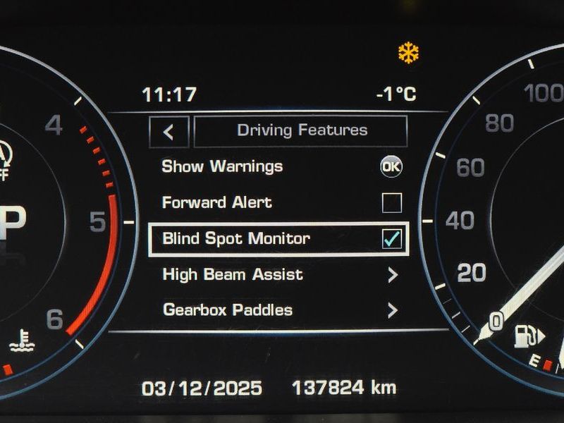 2014 Land Rover Range Rover Sport 3.0 SDV6 HSE Dynamic photo 16