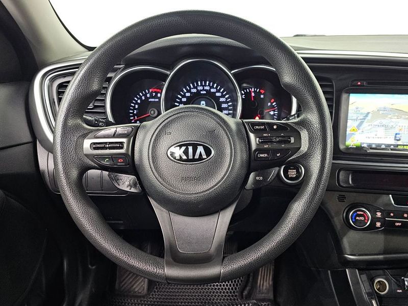 2014 Kia K5 LPI Luxury photo 14