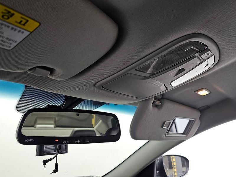 2014 Kia K5 LPI Luxury photo 19