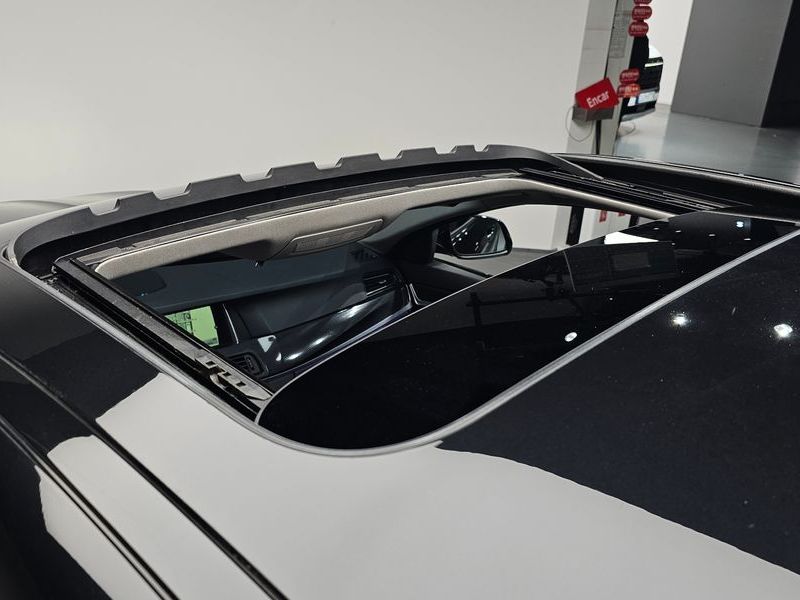 2015 BMW 5 Series 520d Luxury Plus photo 16