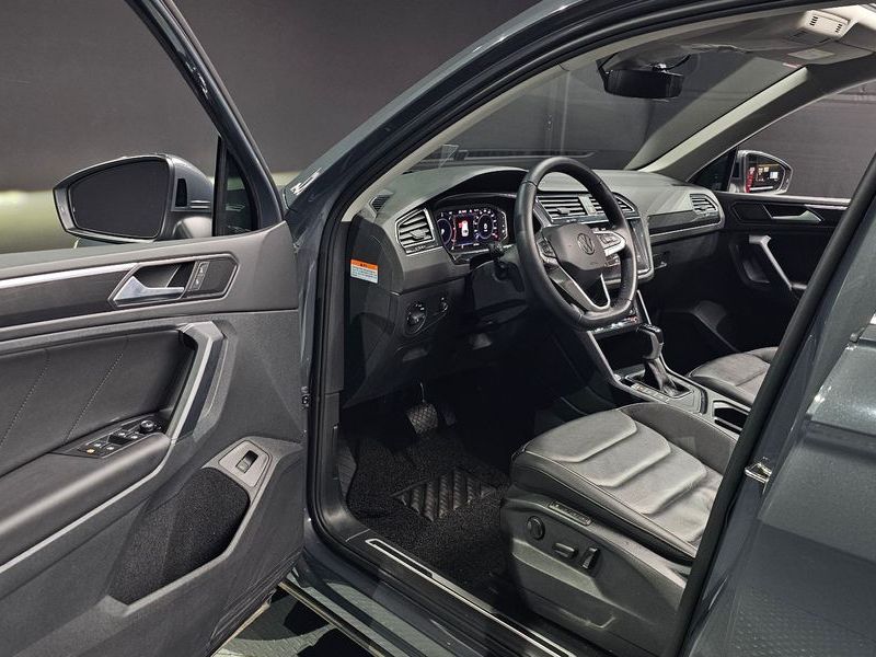 2024 Volkswagen Tiguan 2.0 TDI Prestige photo 12