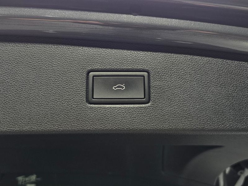 2024 Volkswagen Tiguan 2.0 TDI Prestige photo 19