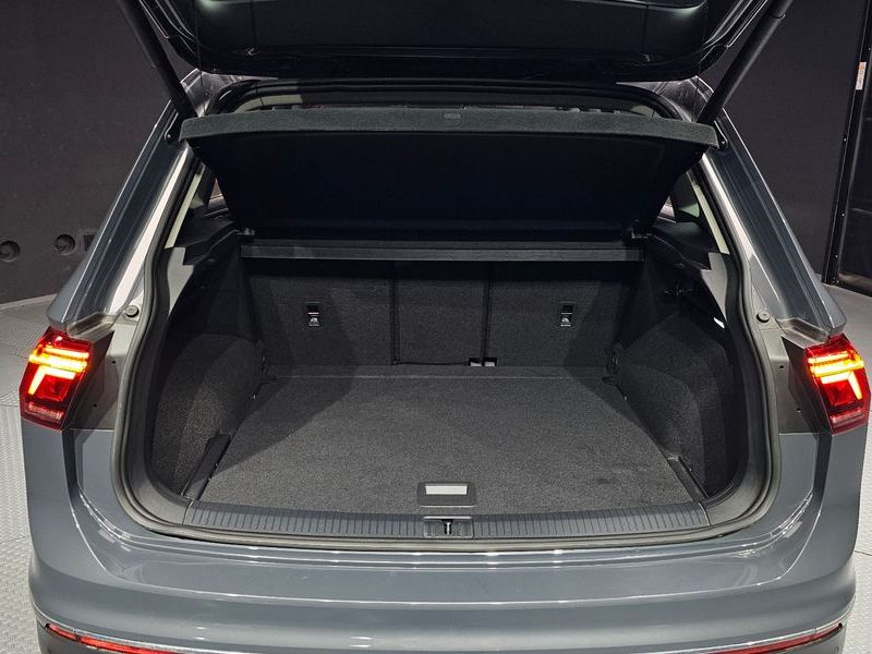 2024 Volkswagen Tiguan 2.0 TDI Prestige photo 20
