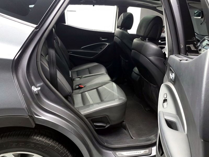 2015 Hyundai Santa Fe Diesel(e-VGT) 2.0 2WD Exclusive photo 12